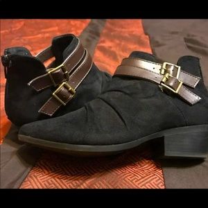 Black suede ankle boots size 7